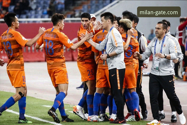 从“金元足球”到法律审判：在AC米兰官网深度解析行业拐点教程